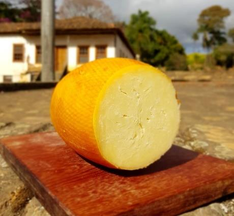 queijo tipo provolone queijaria fazenda atalaia